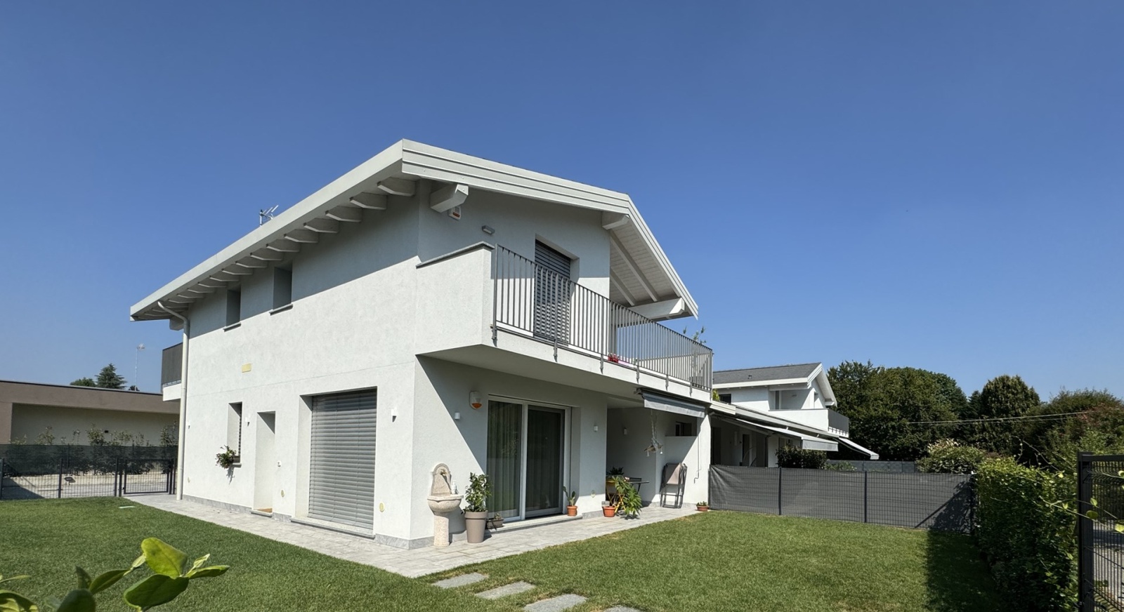 Cermenate - Edificio residenziale